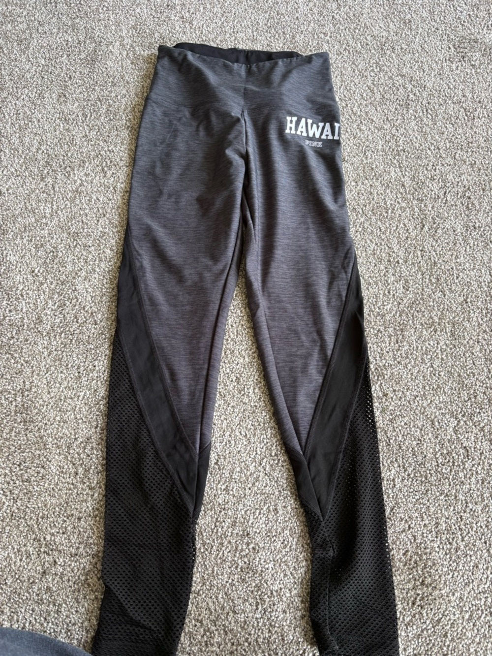 PINK Victoria's Secret Ultimate leggings in Charcoal Gray